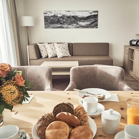 Private Homes By Solaria *